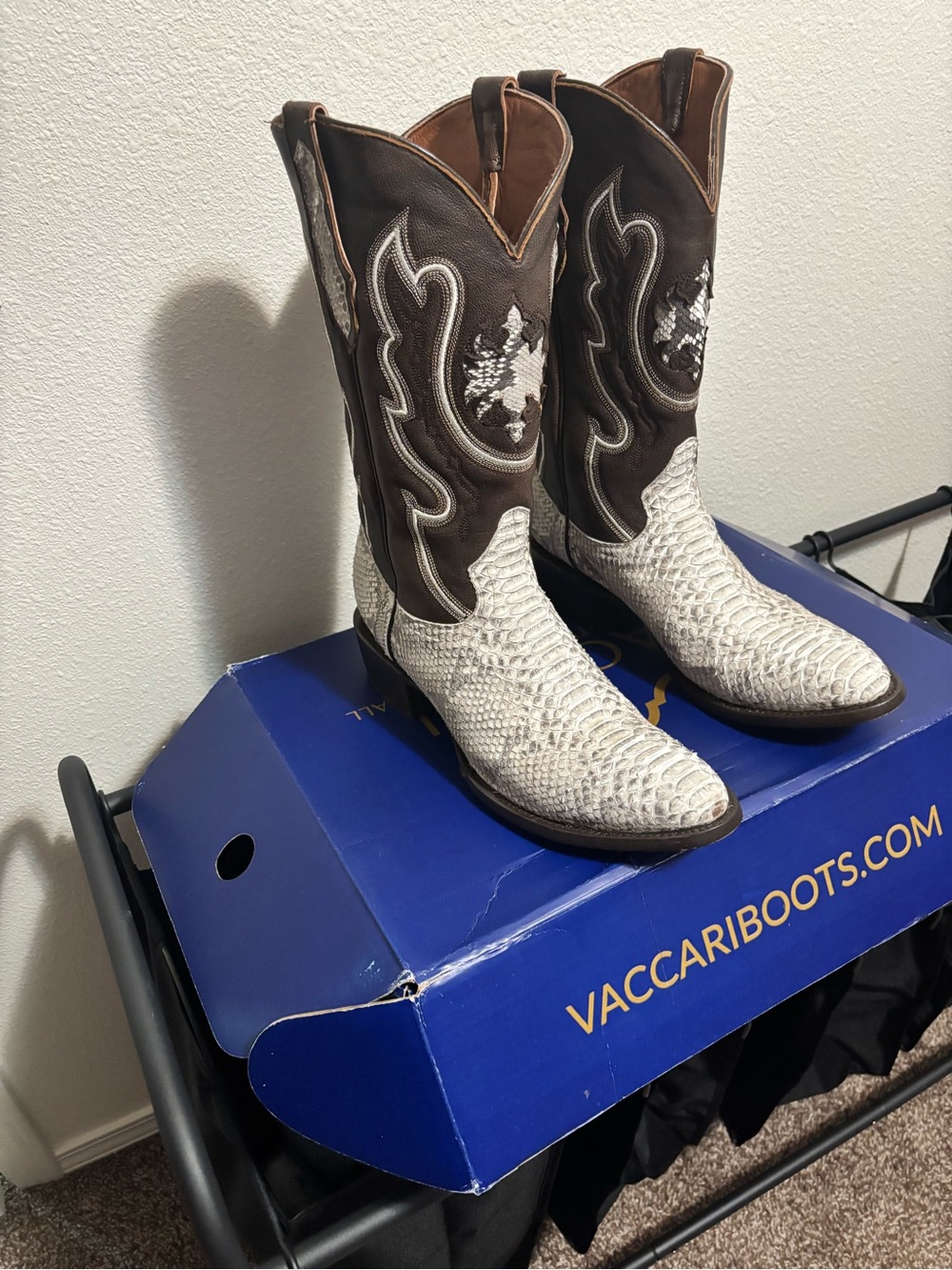 Vaccaro Two-Tone White Snake & Dark Brown Men's Western Boots